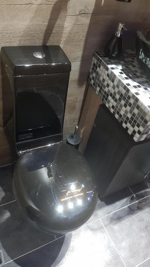 Modern Hoteliving Giessen Ngoại thất bức ảnh